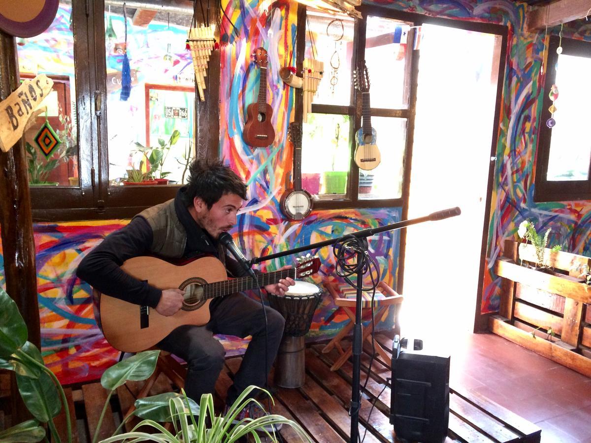 La Puerta Verde Hostel & Bar Humahuaca Dış mekan fotoğraf